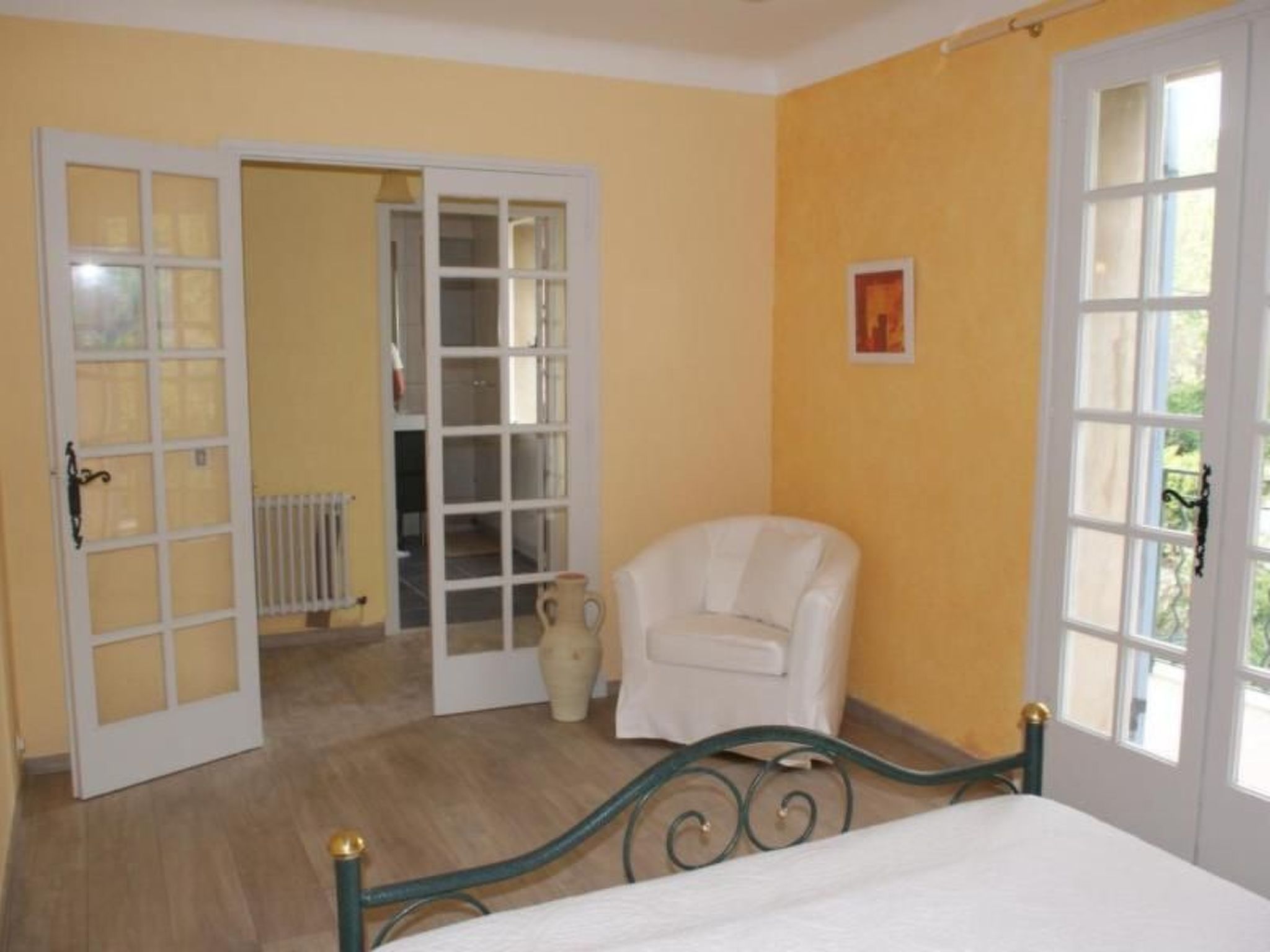 Schöne provenzalische Villa Les Carlets mit Pool-Image-tags.info