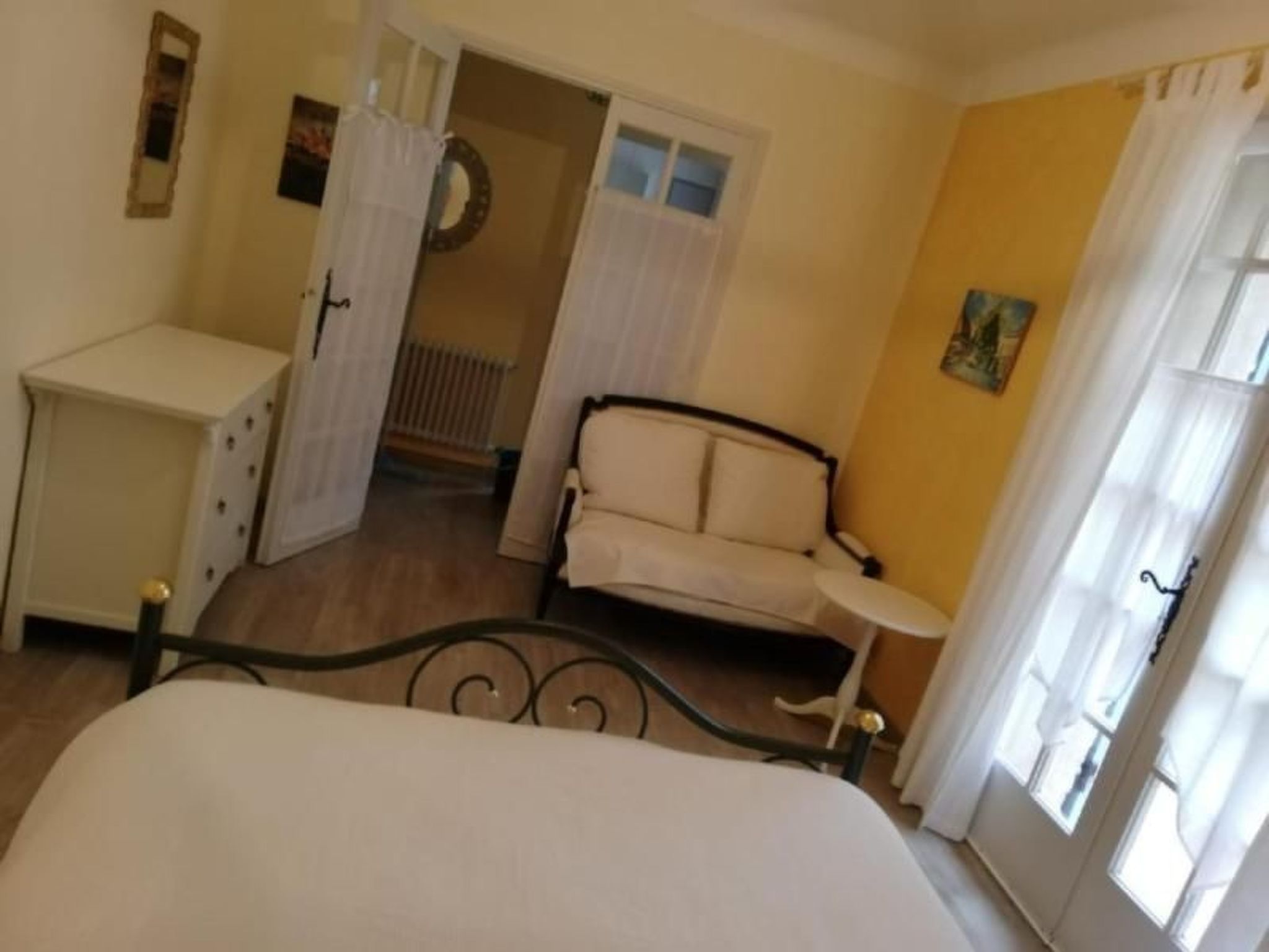 Schöne provenzalische Villa Les Carlets mit Pool-Image-tags.info