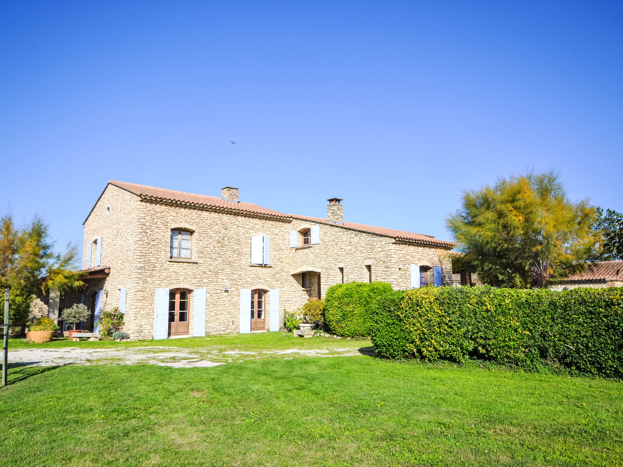 Rustiek appartement met zwembad nabij L'Isle-sur-la-Sorgue - foto 4