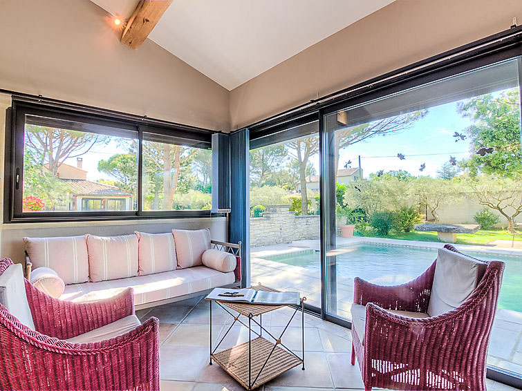 Search and Stay destination Carpentras, Provence-Alpes-Côte d'Azur - France from AU$ 294. Bezert