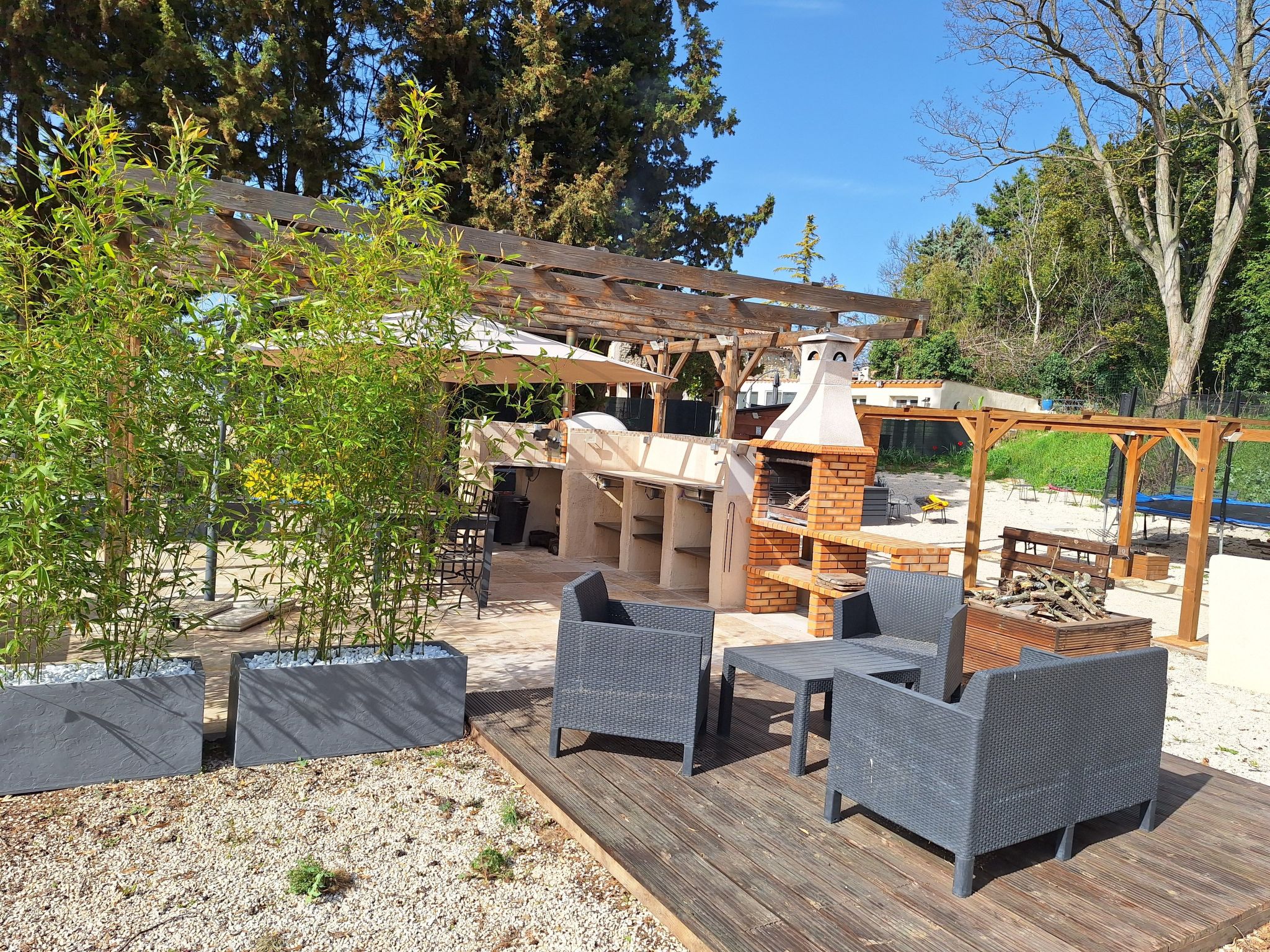 Leonie's Gîte Moulin de Tartay in Avignon-Binnen