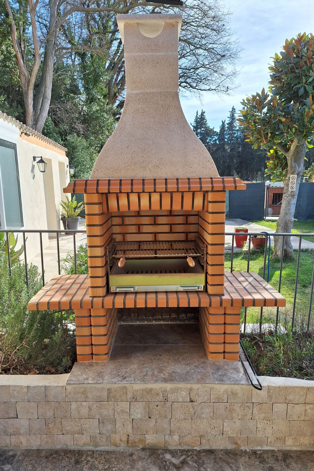 Moulin de Tartay in Avignon-Drinnen