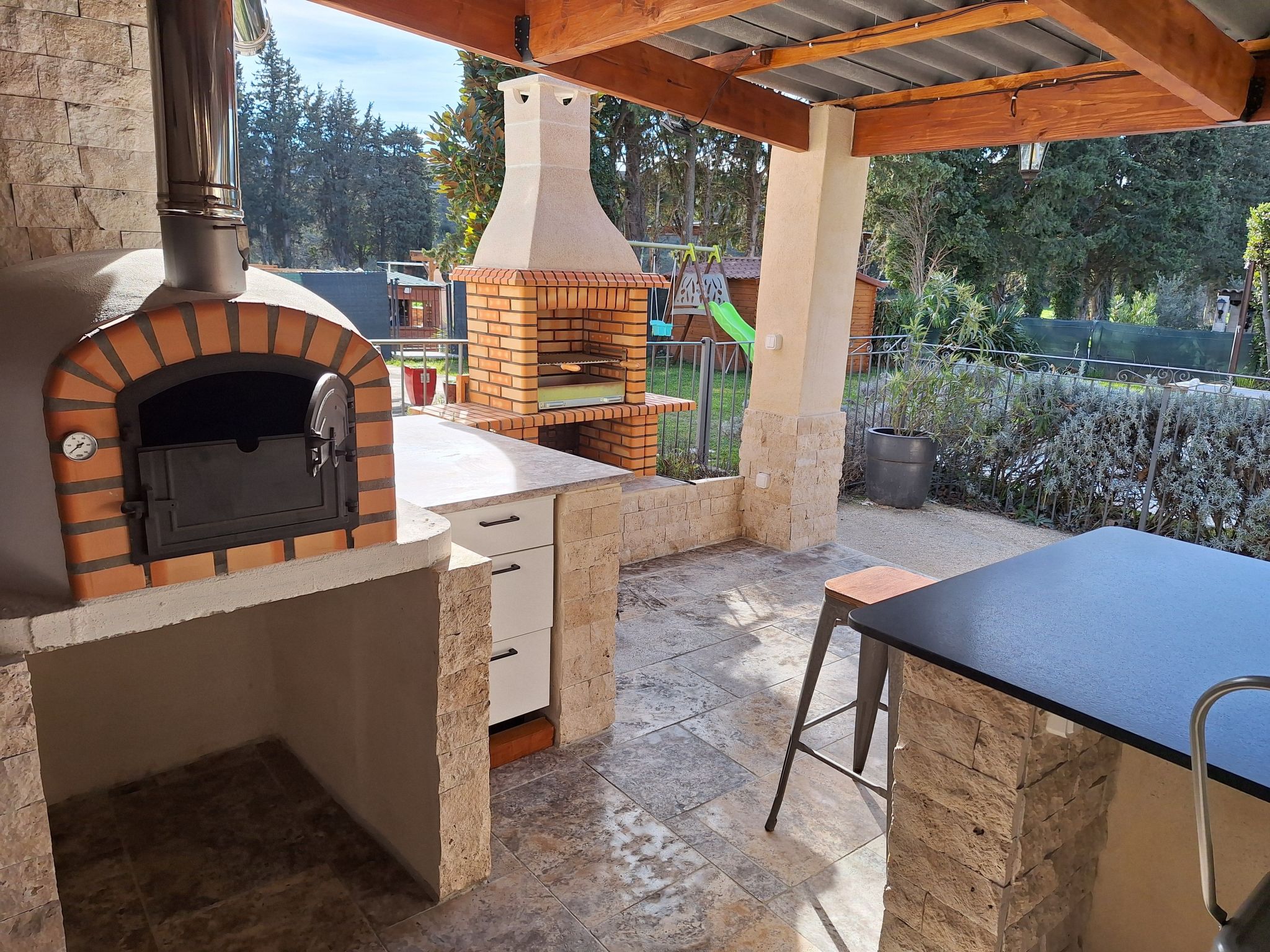 Moulin de Tartay in Avignon-Drinnen