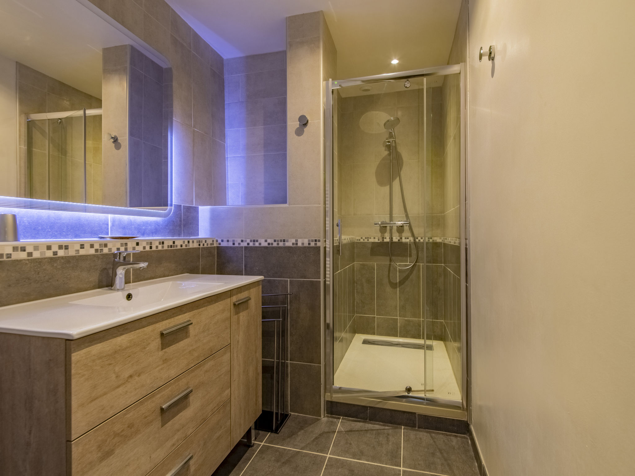 Maison La Grive – Salle de bains, photo 21 sur 45