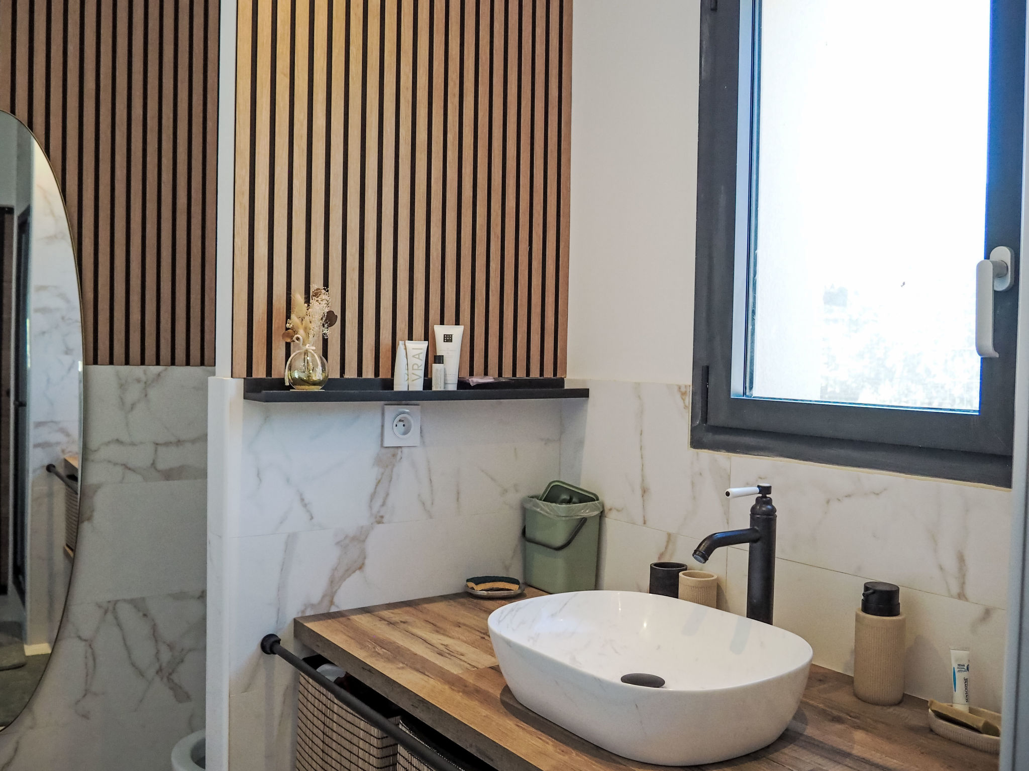 Apartment Colombier