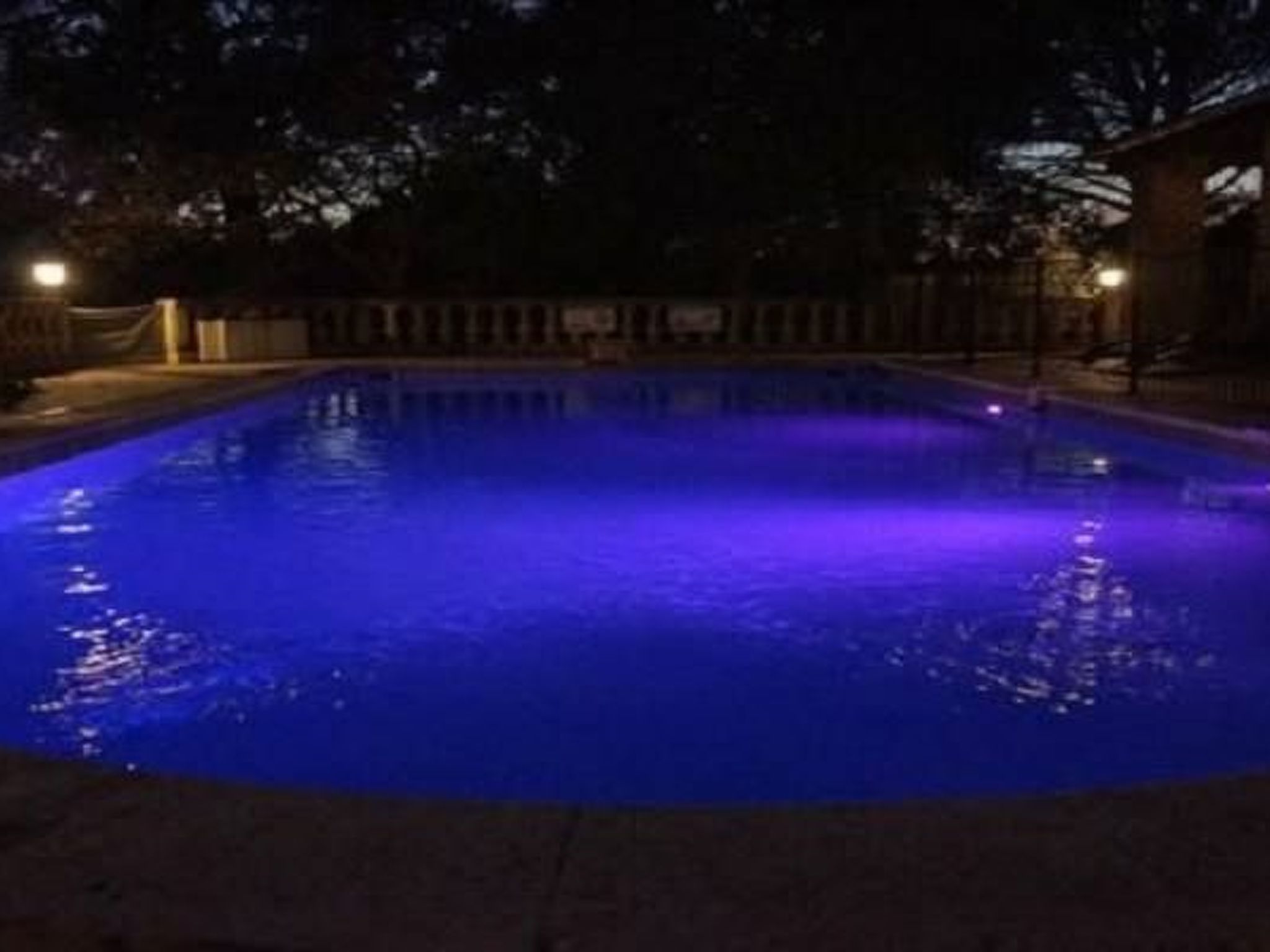 Studiowohnung mit Terrasse - Pool, Tennis, Bouleplatz-Image-tags.info