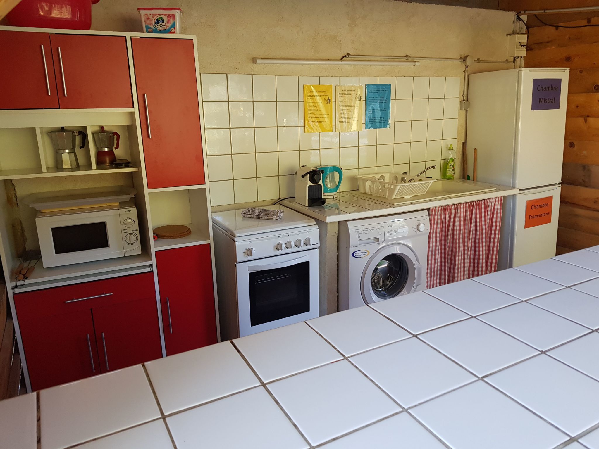 Studiowohnung mit Terrasse - Pool, Tennis, Bouleplatz-Image-tags.info