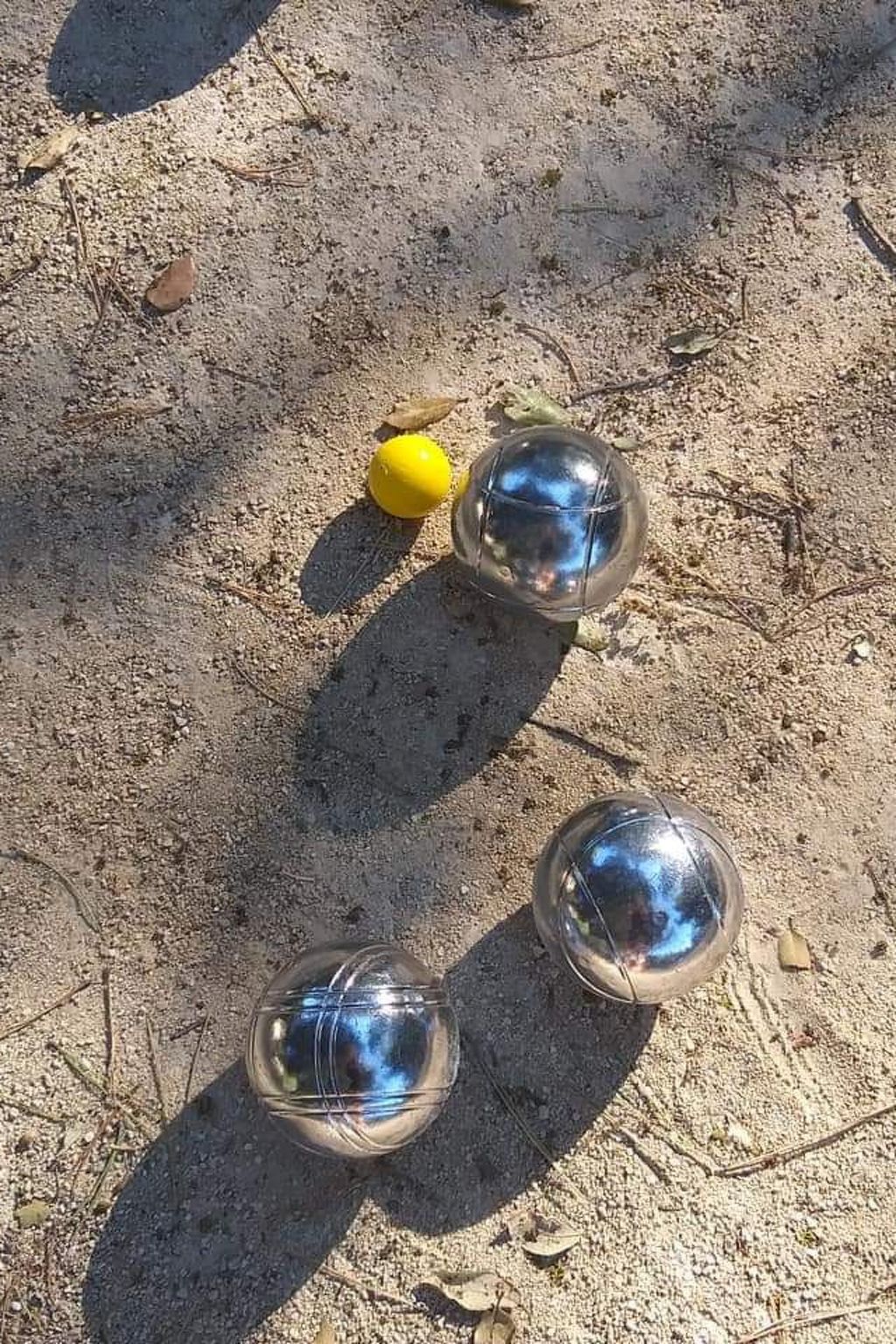 Studiowohnung mit Terrasse - Pool, Tennis, Bouleplatz-Image-tags.info