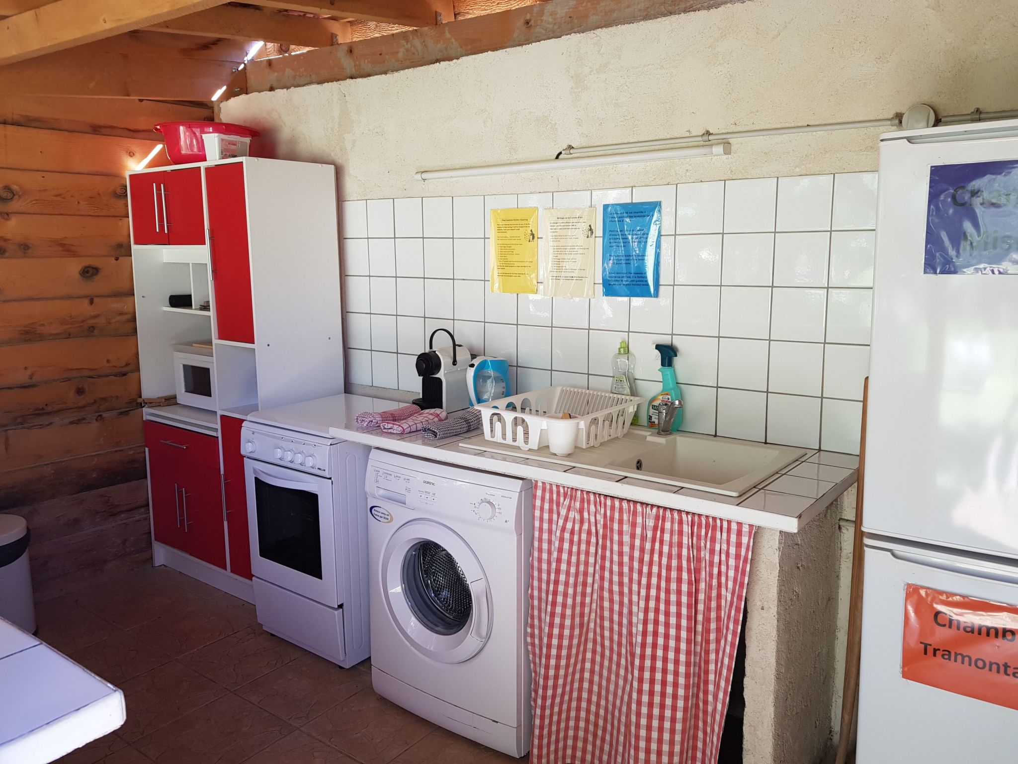 Studiowohnung mit Terrasse - Pool, Tennis, Bouleplatz-Image-tags.info