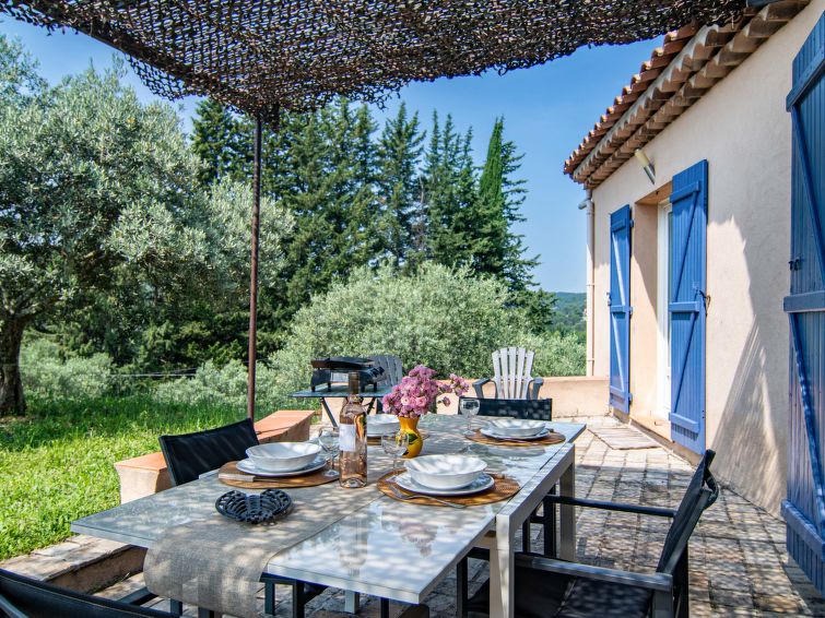 Search and Stay destination Salernes, Provence-Alpes-Côte d'Azur - France from AU$ 252. Les Oliviers