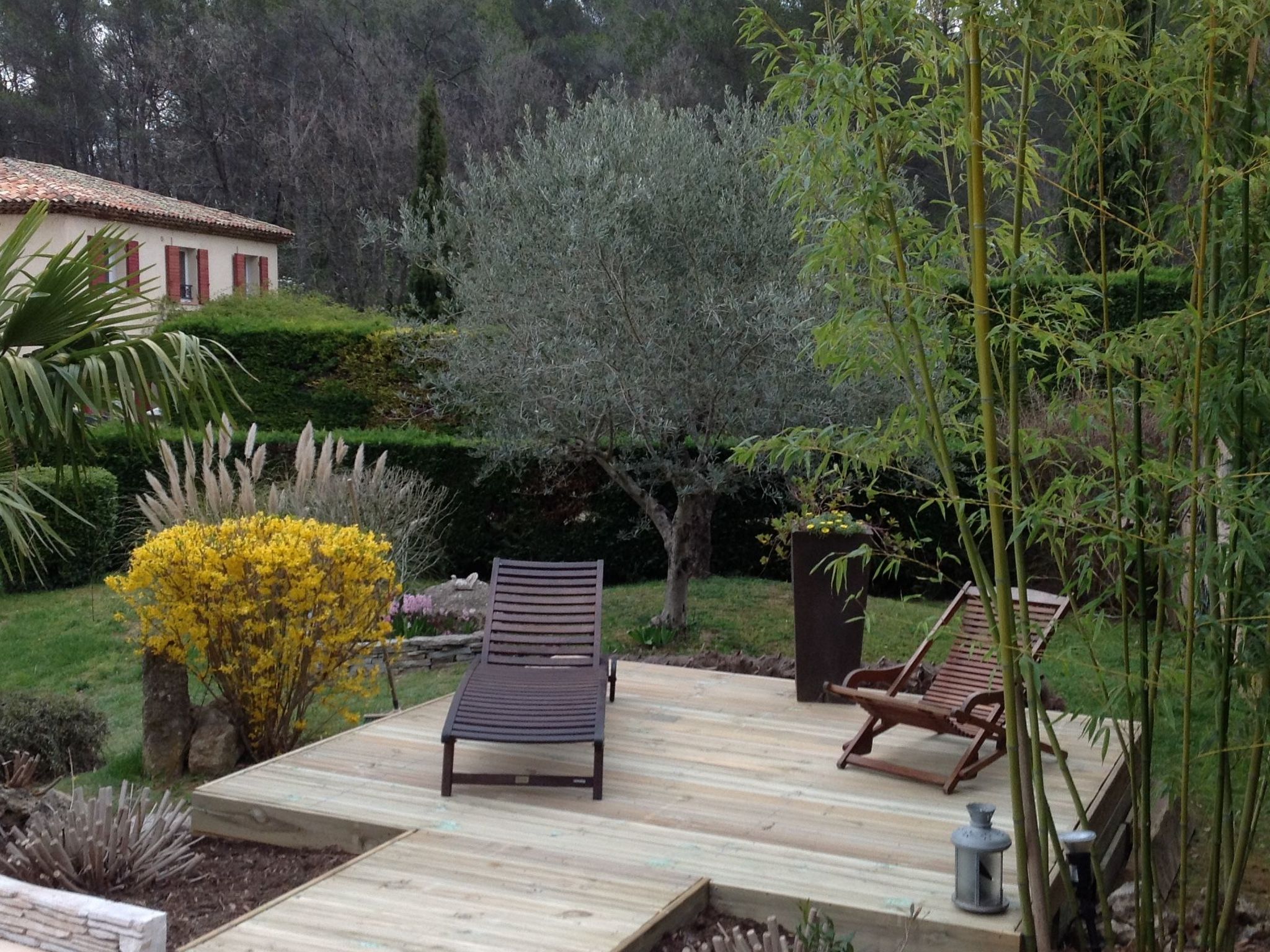 Mimet la diote, Ausflug in die Sonne und in die Ruhe-Binnen