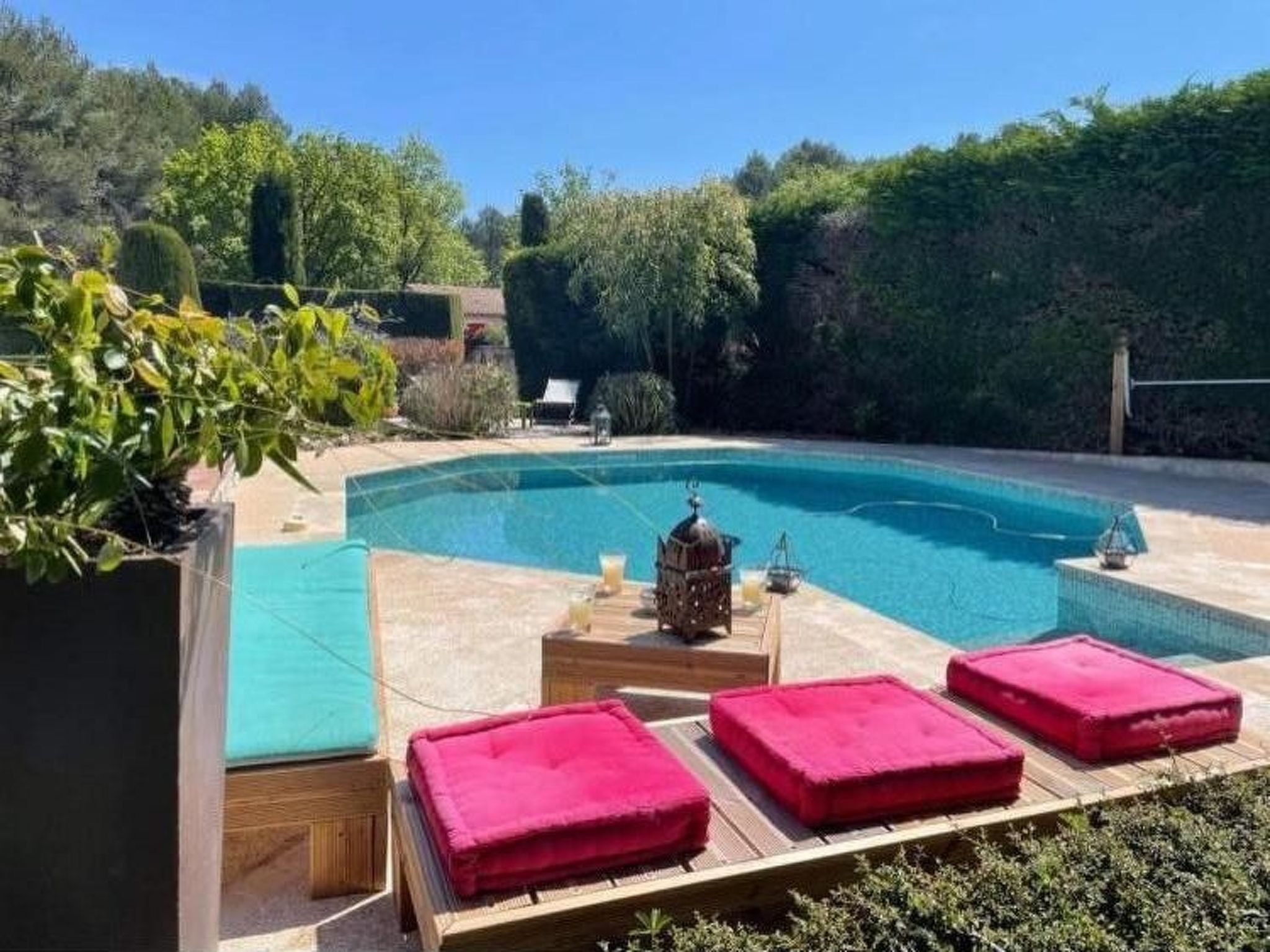 Mimet la diote, Ausflug in die Sonne und in die Ruhe-Binnen