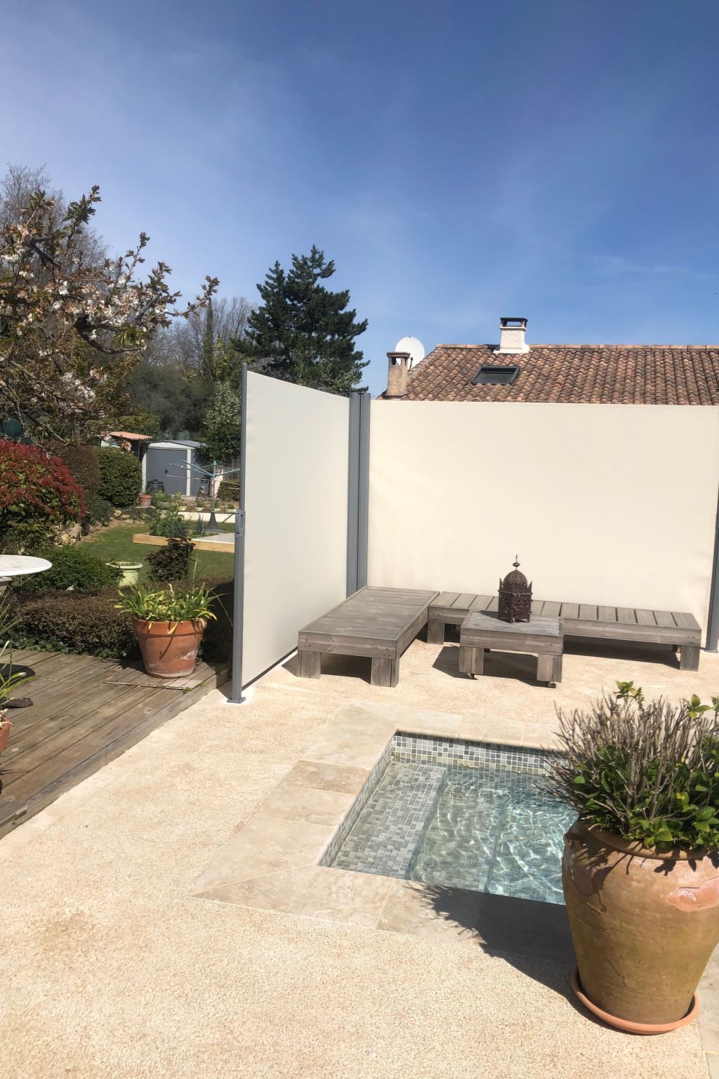 Mimet la diote, Ausflug in die Sonne und in die Ruhe-Binnen