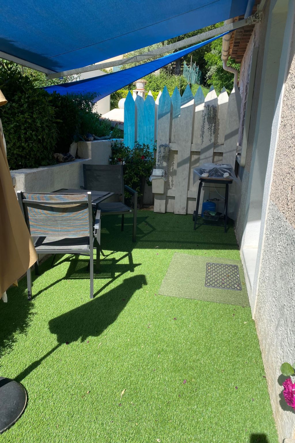 Mimet la diote, Ausflug in die Sonne und in die Ruhe-Binnen