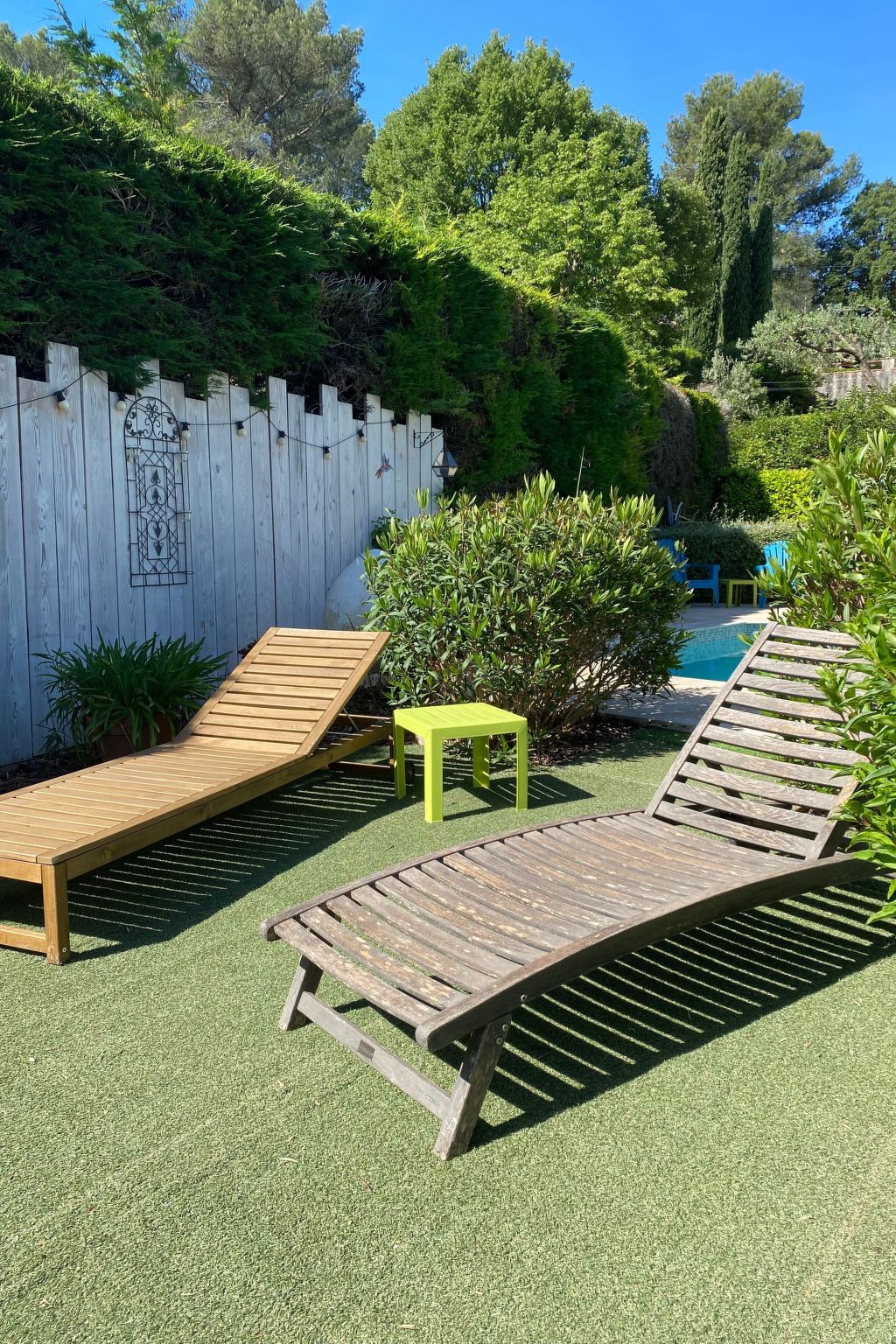 Mimet la diote, Ausflug in die Sonne und in die Ruhe-Binnen