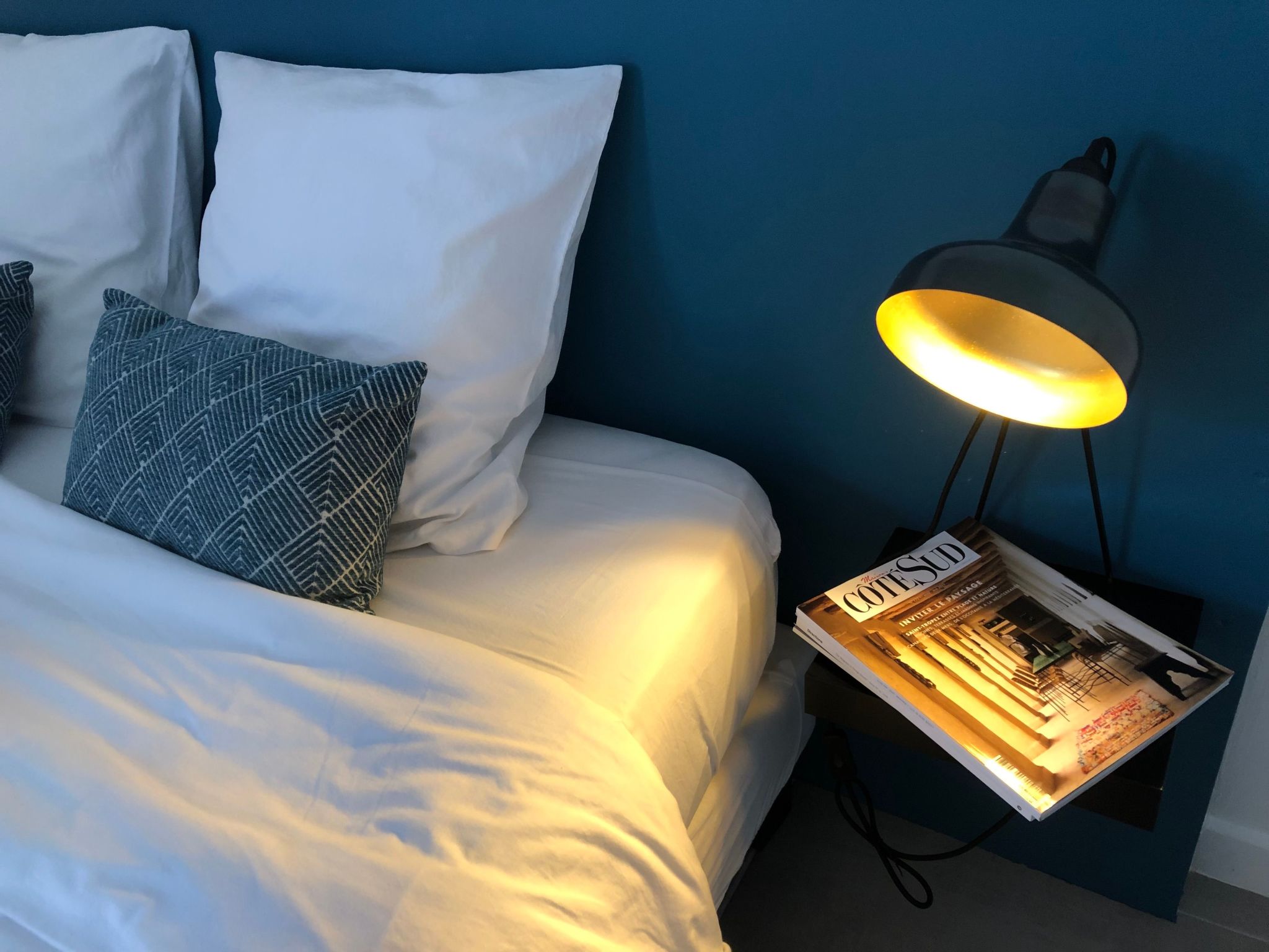 Eine kleine Ecke der Provence. Privater beheizter Pool-Binnen