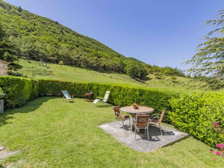 Search and Stay destination Roche-Saint-Secret-Béconne, Auvergne-Rhône-Alpes - France from AU$ 127. Le Cèdre