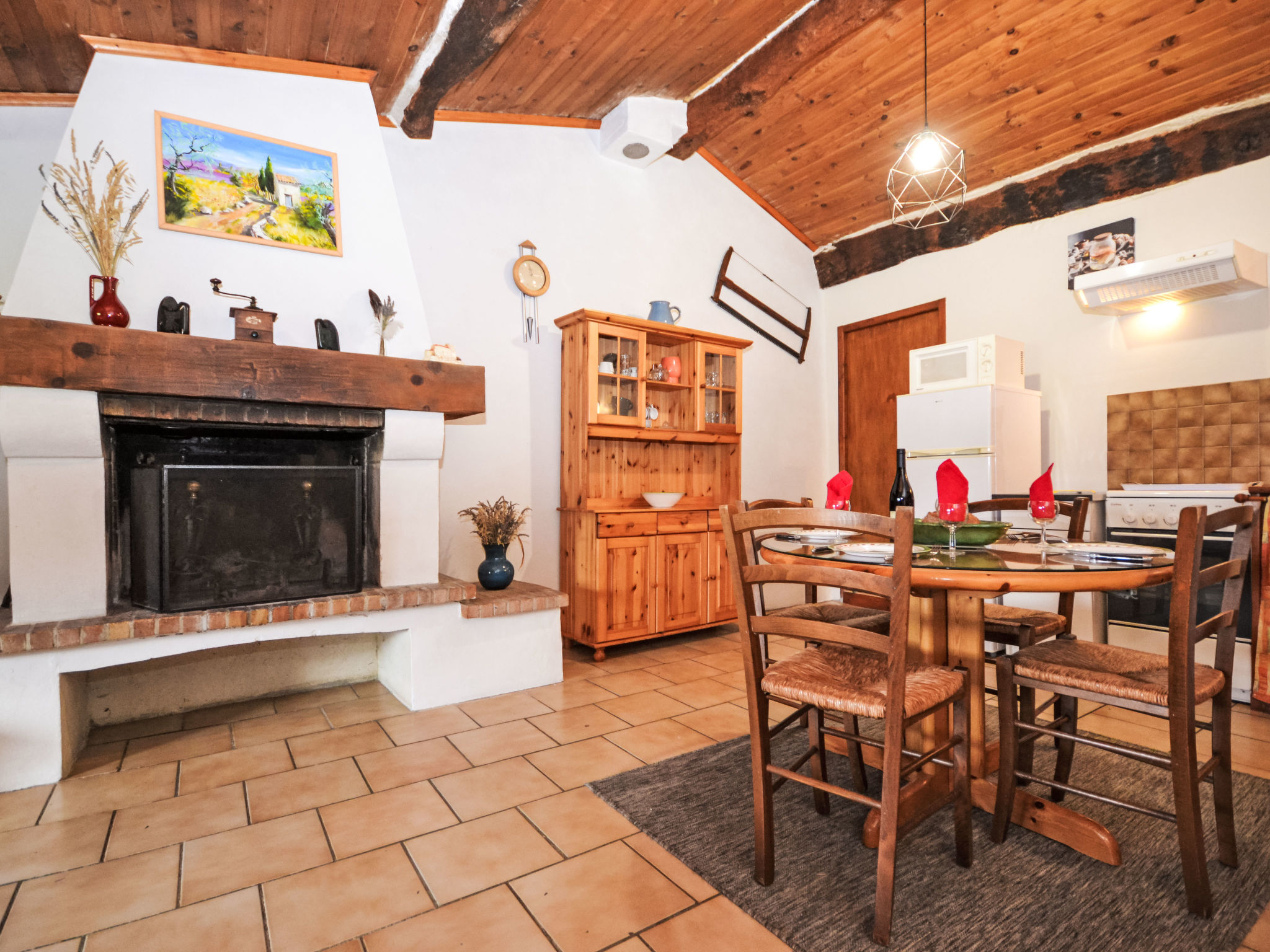 Kitchen / Dining Room