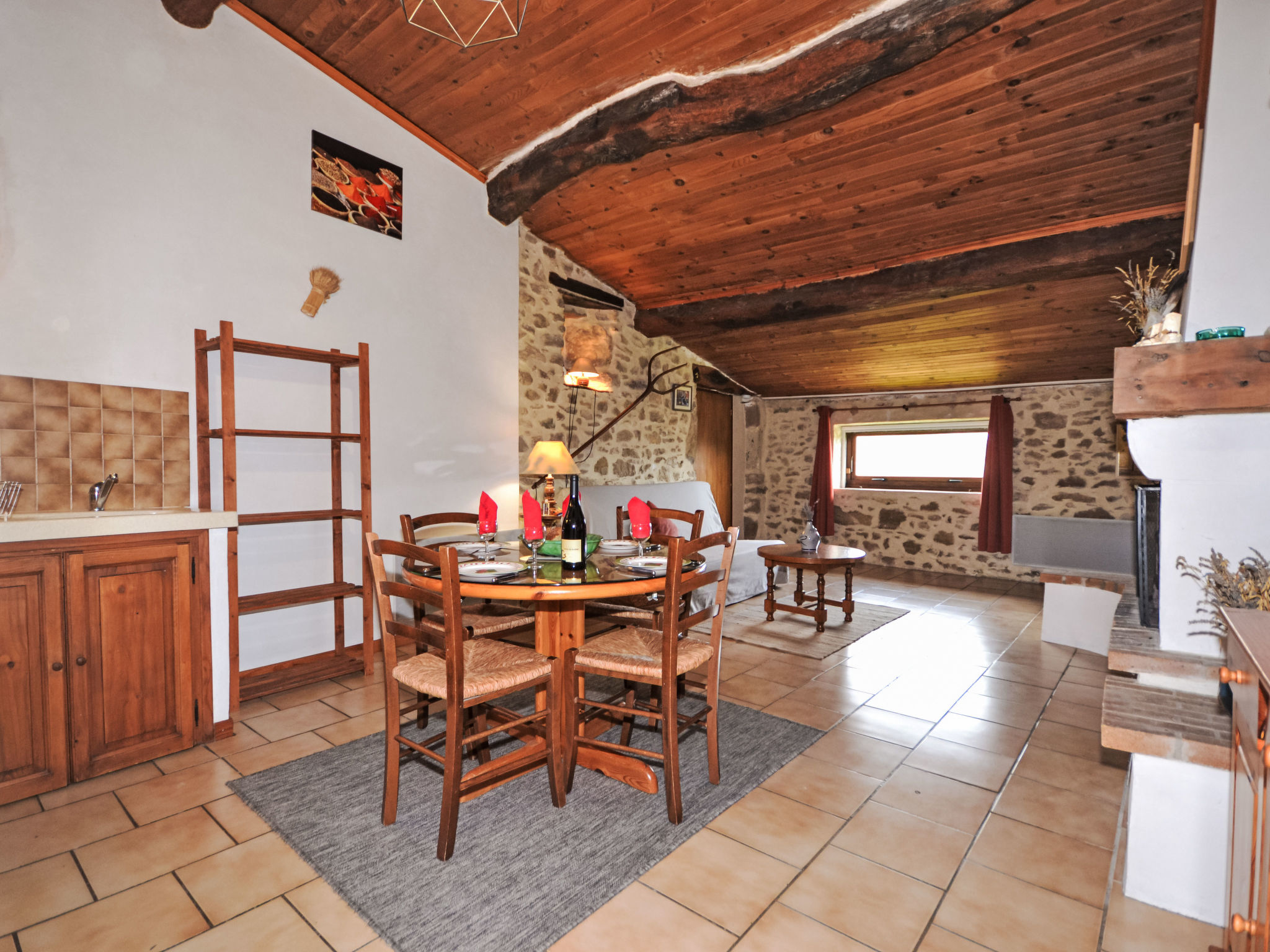 Kitchen / Dining Room