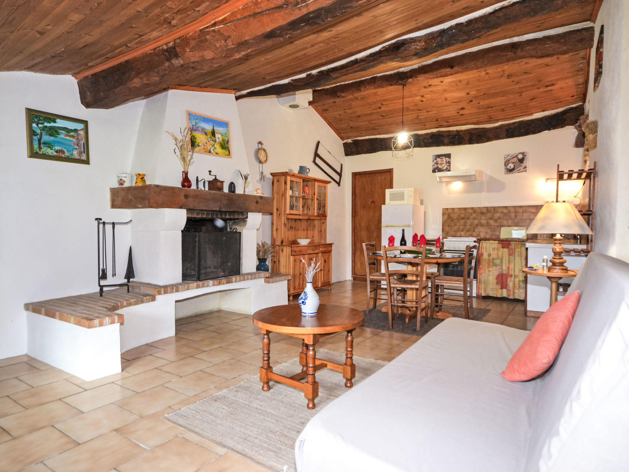 Kitchen / Dining Room