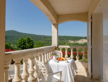 Campagne les Oliviers: Landhuis aan het Lac de Sainte Croix in de Provence - thumbnail 2