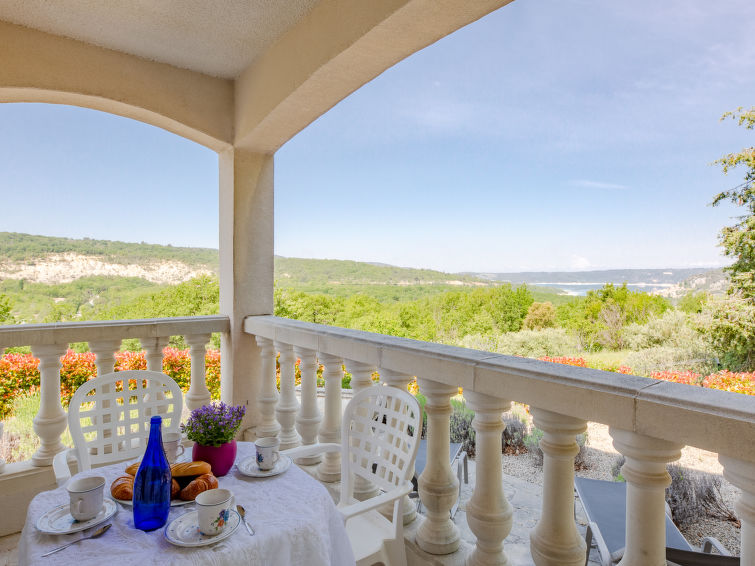 Search and Stay destination Bauduen, Provence-Alpes-Côte d'Azur - France from AU$ 238. Sainte Croix