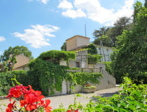 Rustiek appartement Laurier op Domaine de Majastre bij het Meer van Sainte-Croix - thumbnail 2