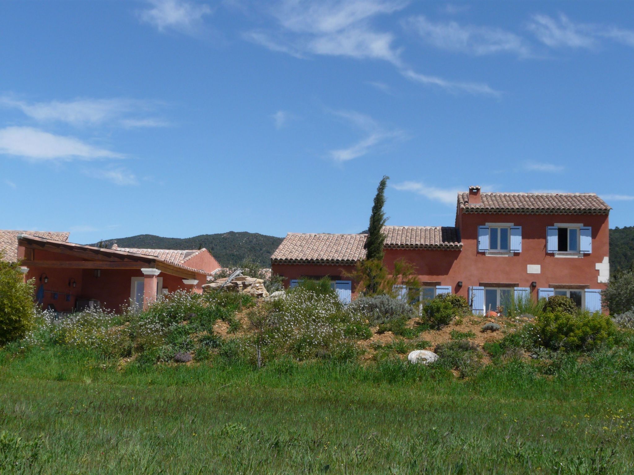 Les amandiers-Buiten