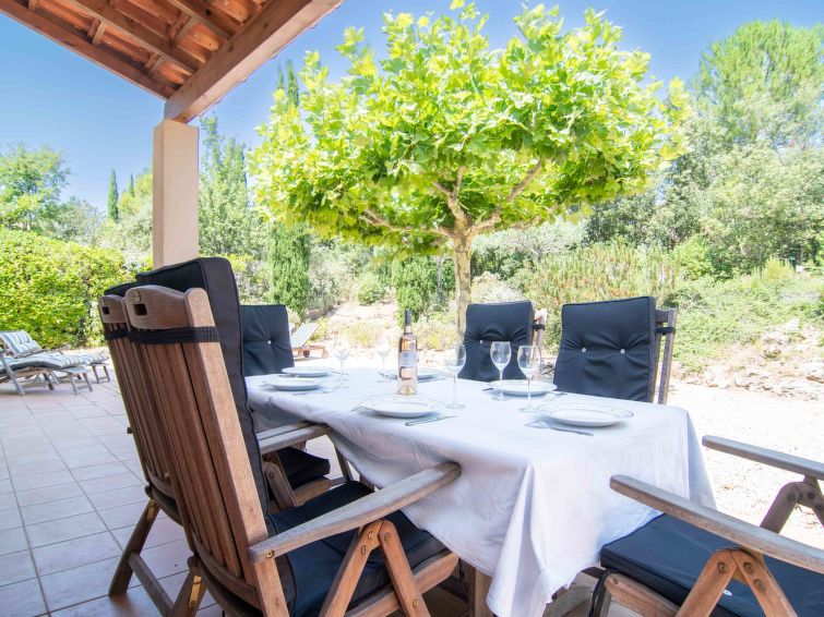 Search and Stay destination Nans-les-Pins, Provence-Alpes-Côte d'Azur - France from AU$ 234. Le Jardin du Golf