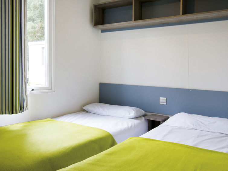 Search and Stay destination Gréoux-les-Bains, Provence-Alpes-Côte d'Azur - France from AU$ 163. Domaine de Château Laval