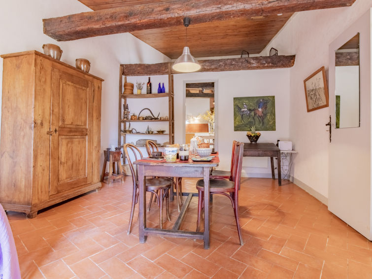 Search and Stay destination Puimichel, Provence-Alpes-Côte d'Azur - France from AU$ 107. L'Amandier