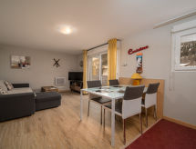 Aan de piste in La Foux d'Allos: appartement voor 5 met verwarmd zwembad - thumbnail 4