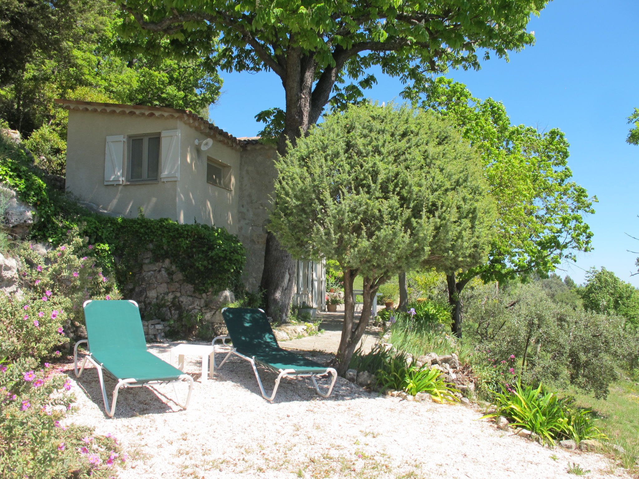 Le Cabanon - Buiten