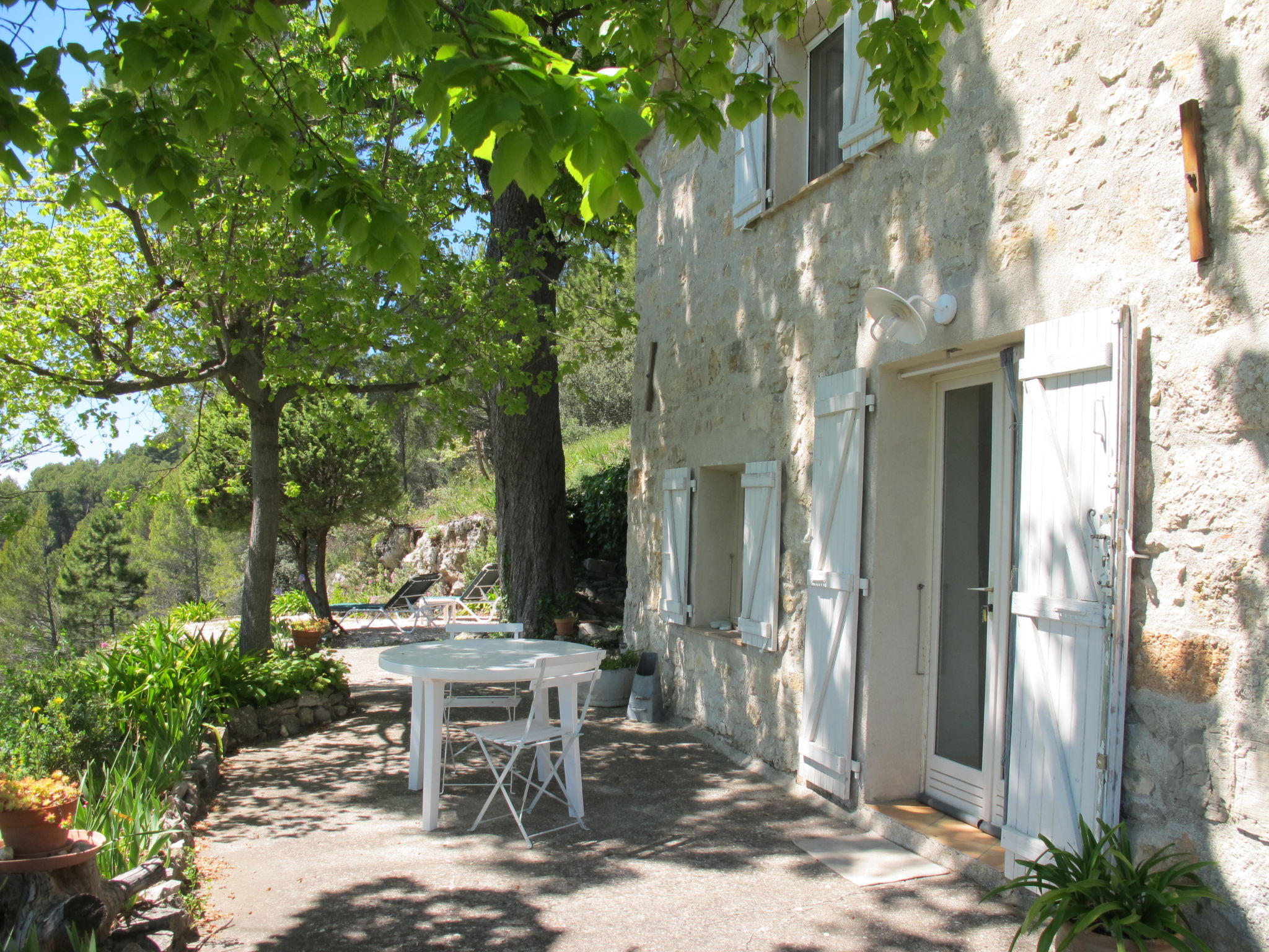 Le Cabanon - Buiten