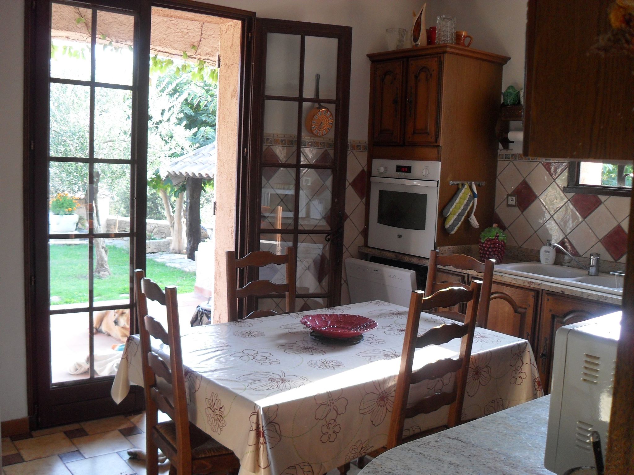 Beheizter Pool ab Mitte April-Inside