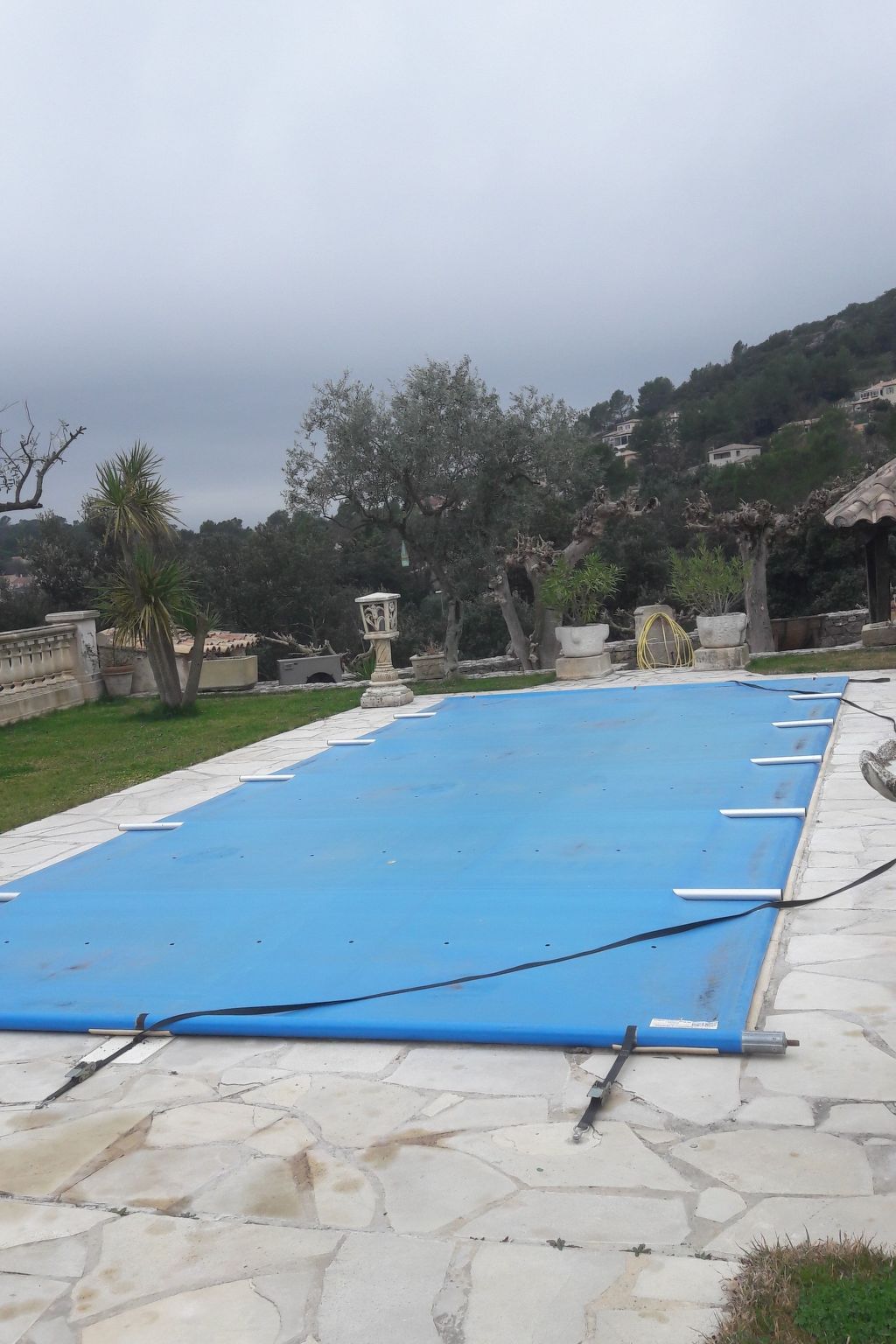 Beheizter Pool ab Mitte April-Inside