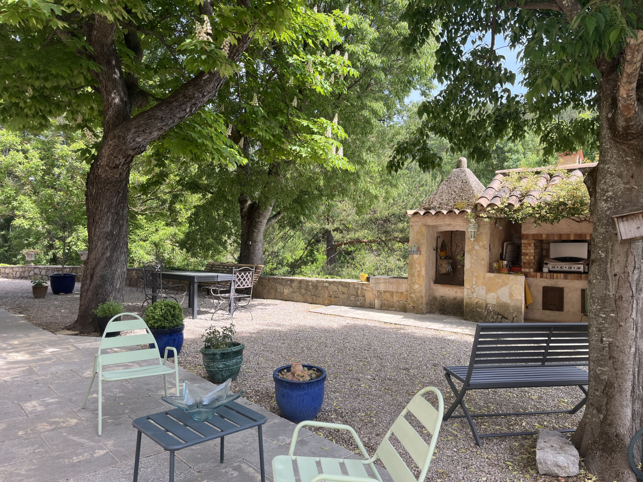 Campagne la Rivière - Dehors