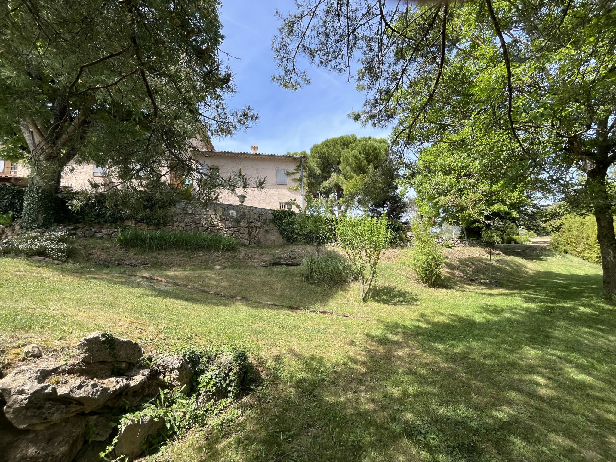 Campagne la Rivière - Dehors