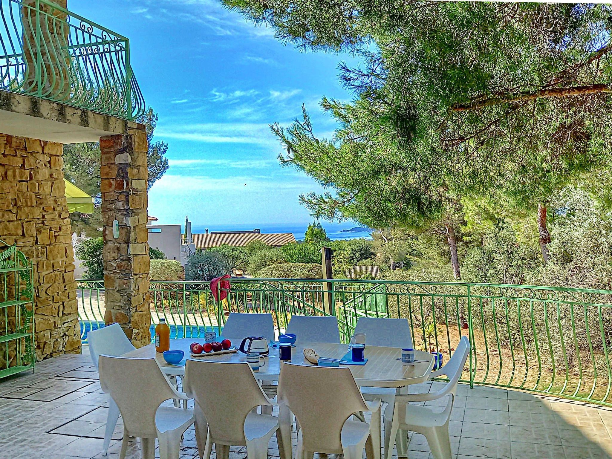 Villa und Pool mit Meerblick nur für Sie-Binnen
