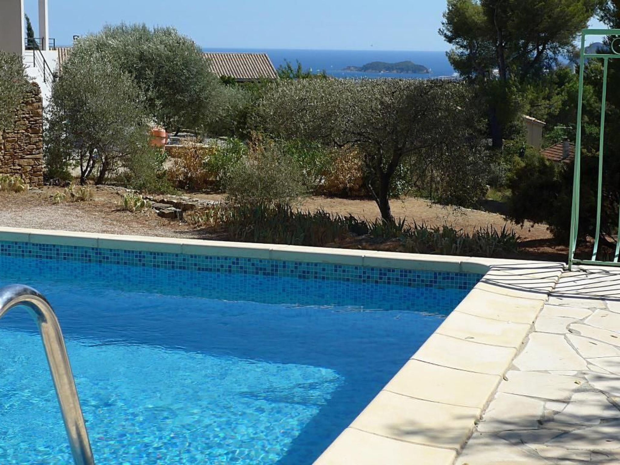 Villa und Pool mit Meerblick nur für Sie-Binnen