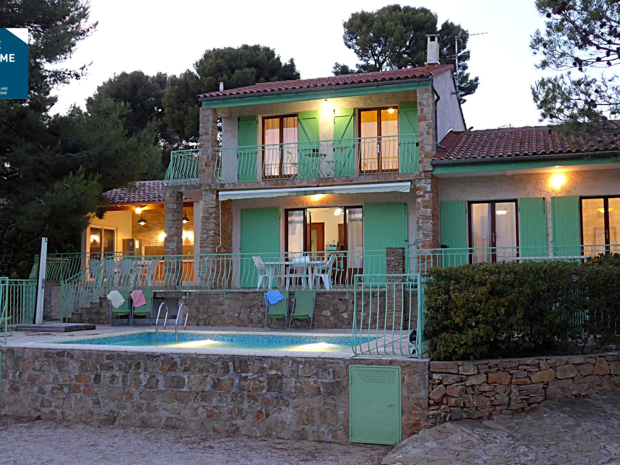 Villa und Pool mit Meerblick nur für Sie-Binnen