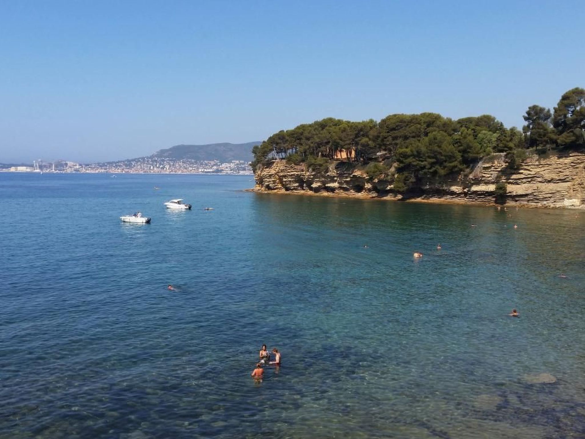 Villa und Pool mit Meerblick nur für Sie-Binnen