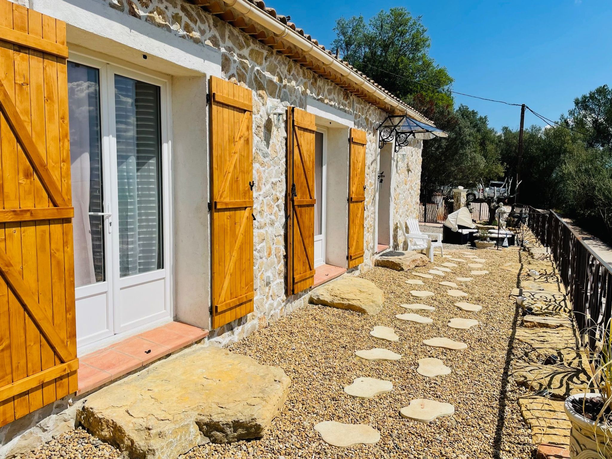 Villa "Les Alloes"-Inside