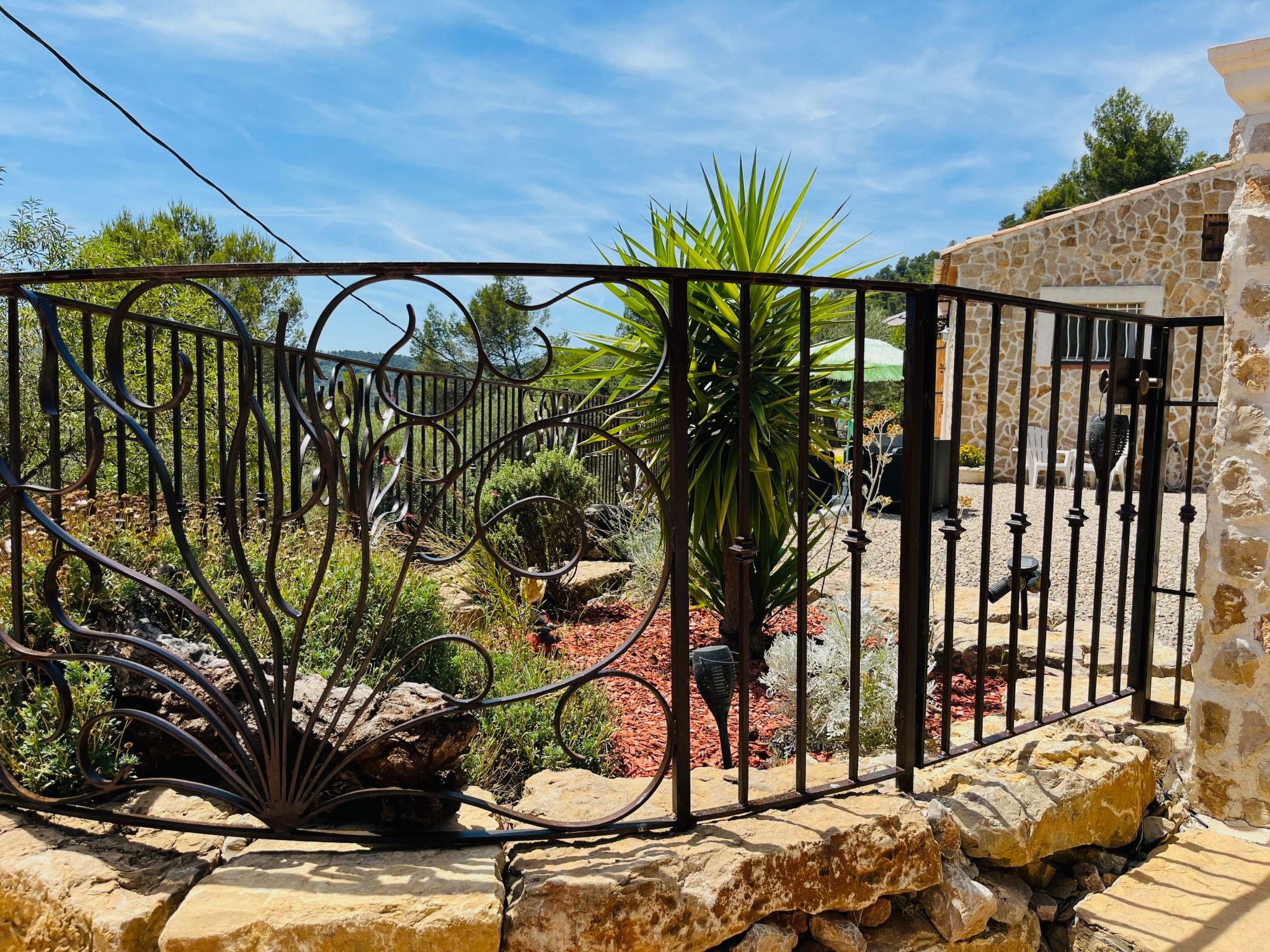 Villa "Les Alloes"-Inside