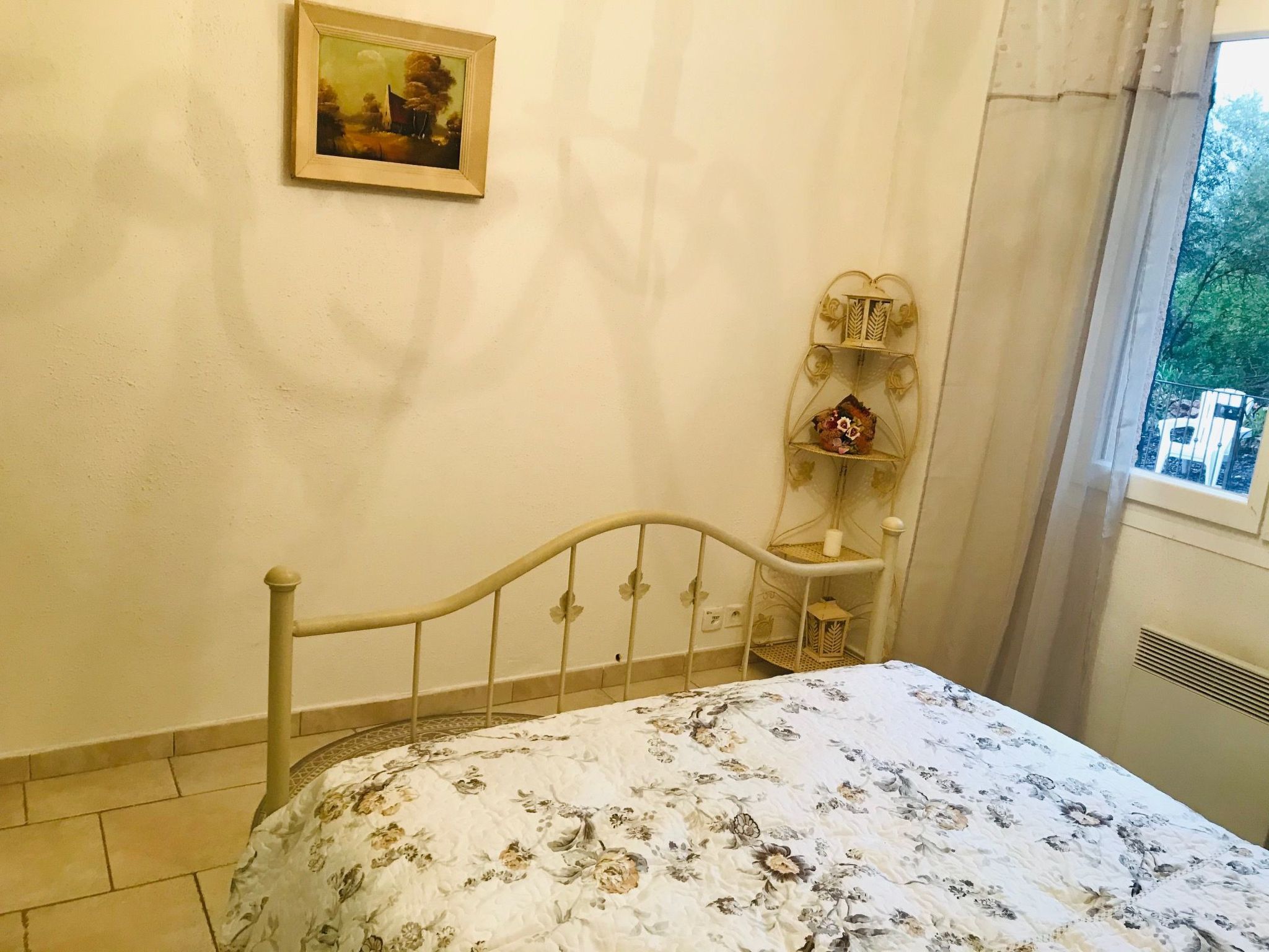 Villa "Les Alloes"-Inside