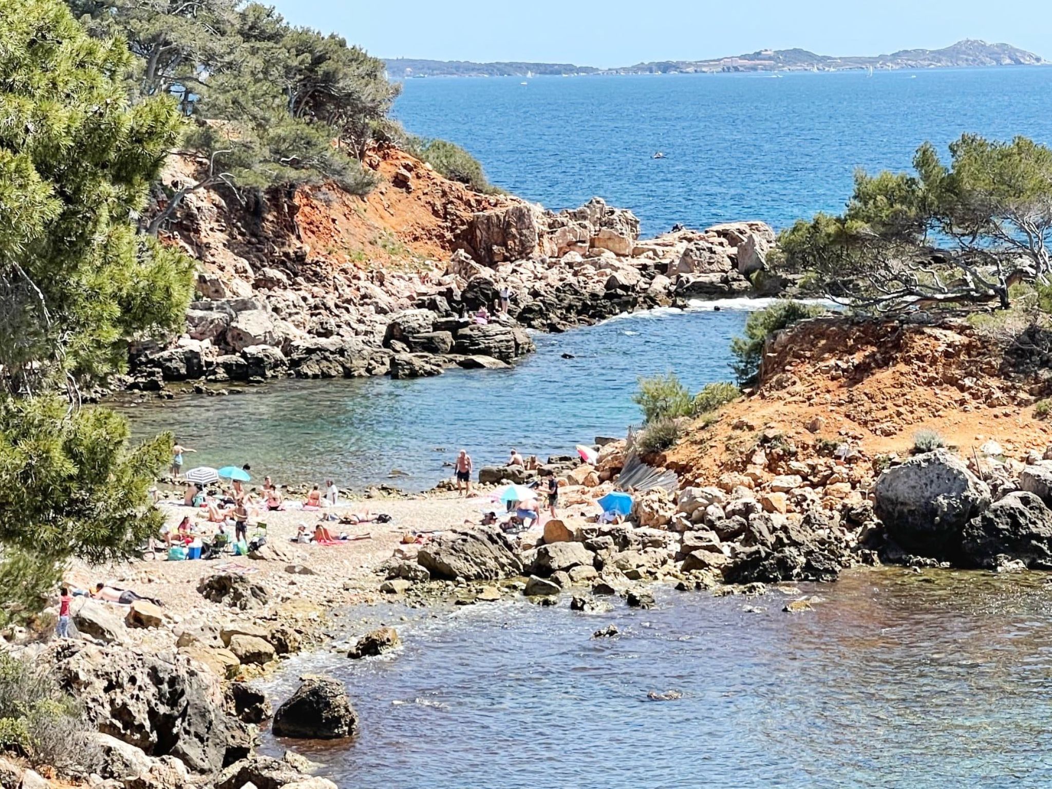 Provenzalisches Landhaus am Meer in ruhiger Lage.-Image-tags.info