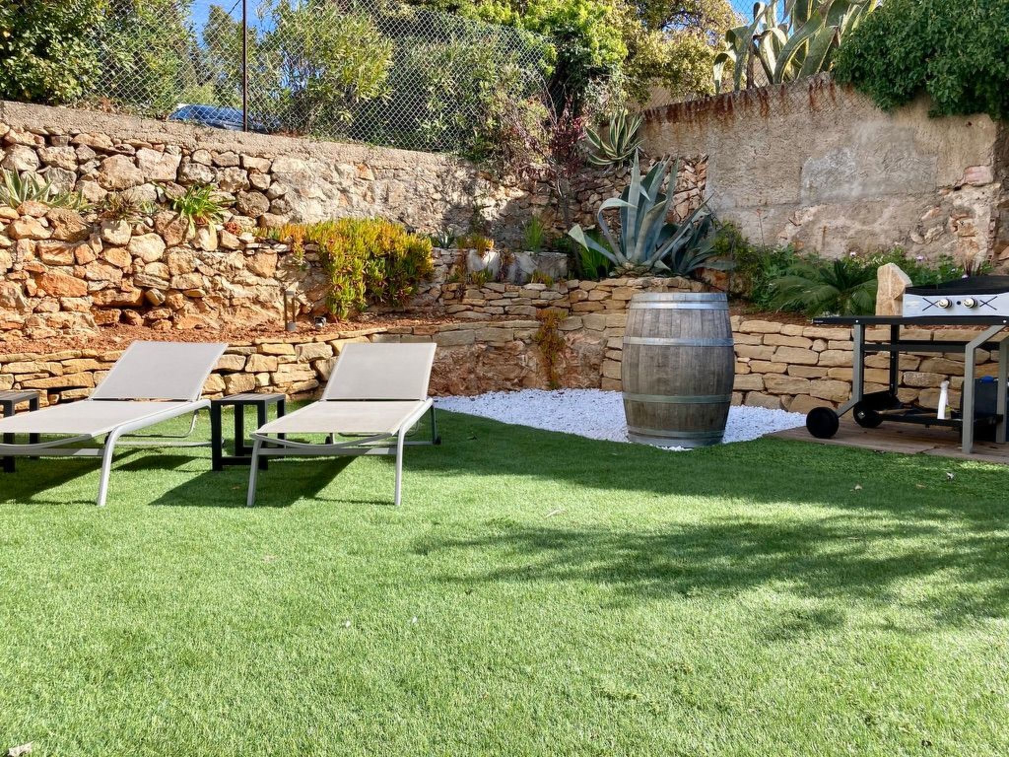 Photo of Cosy T3 with intimist garden