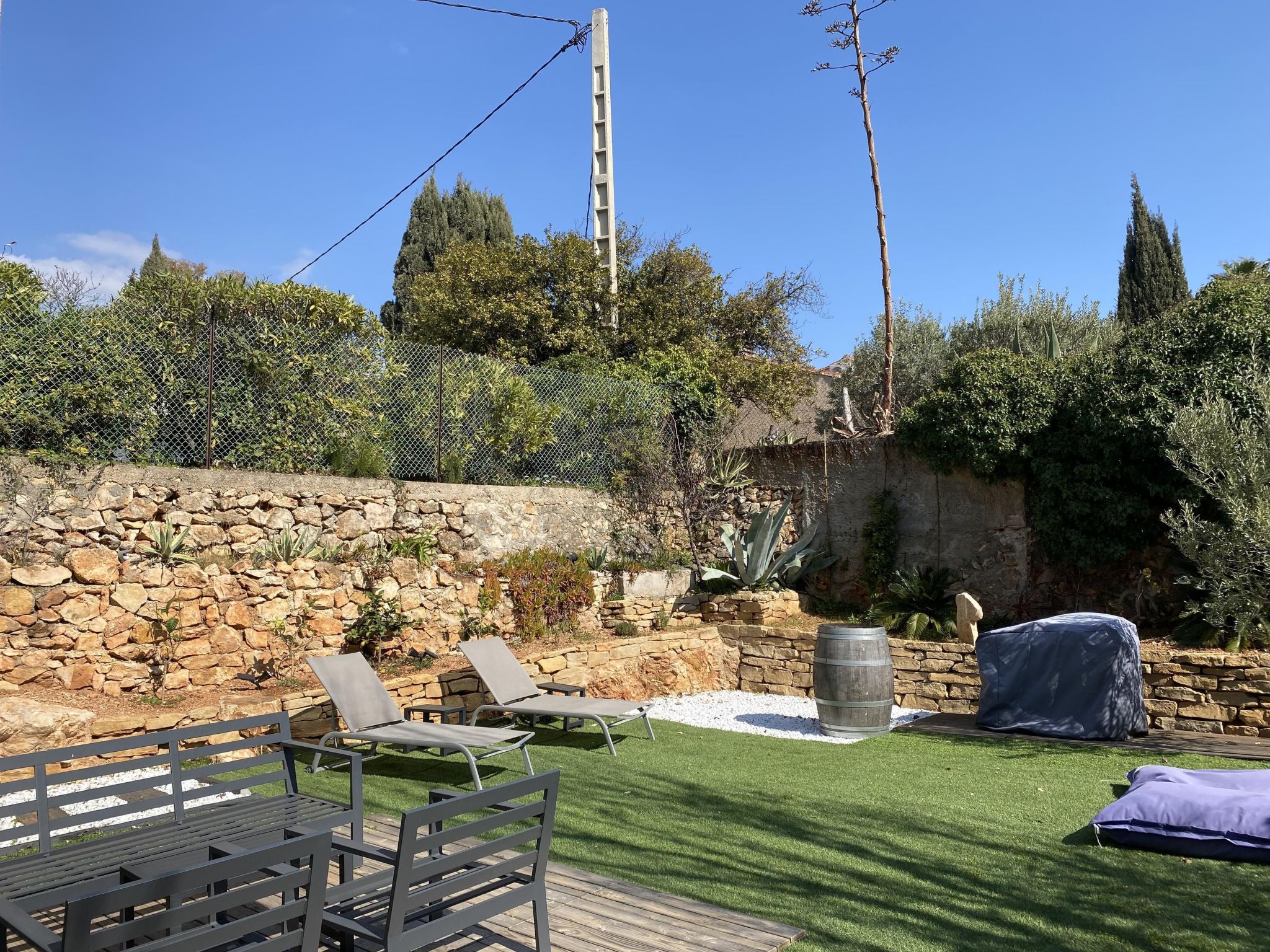 Cosy T3 with intimist garden-Outside