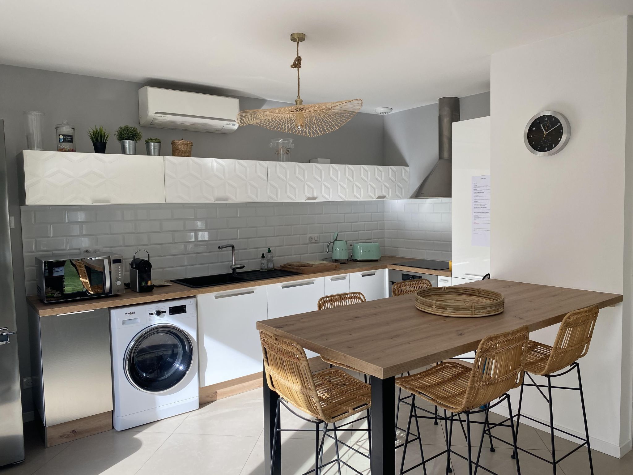 Cosy T3 with intimist garden-Inside