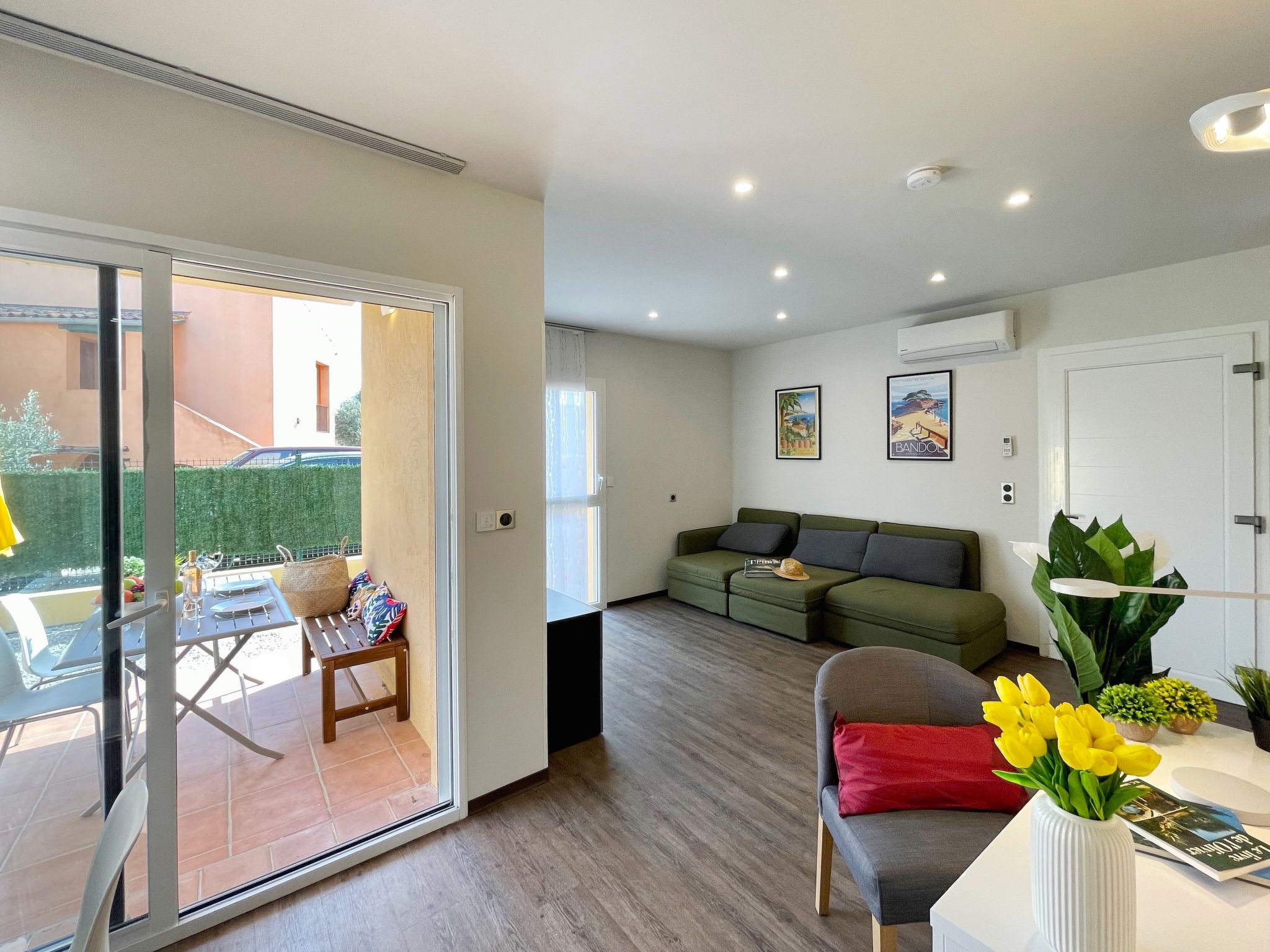 Provenzalisches Landhaus am Meer in ruhiger Lage.-Image-tags.info